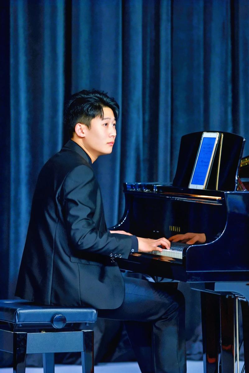 音乐伴奏下载截图