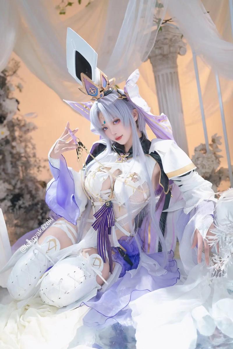 美女角色扮演截图