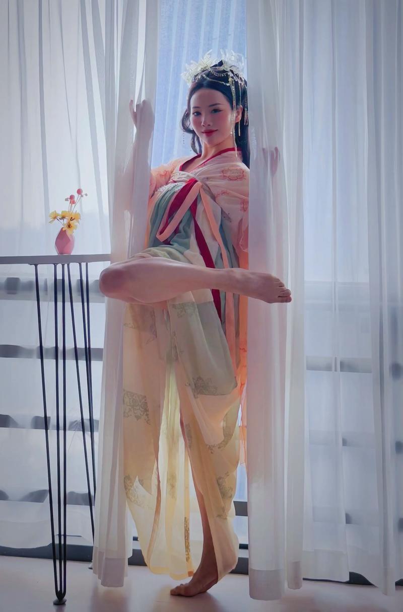 霓裳直播2025最新版