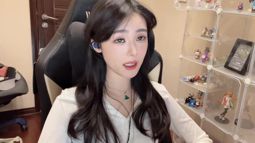 凡人直播最新版2026
截图