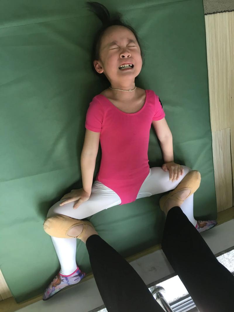 压腿视频2026