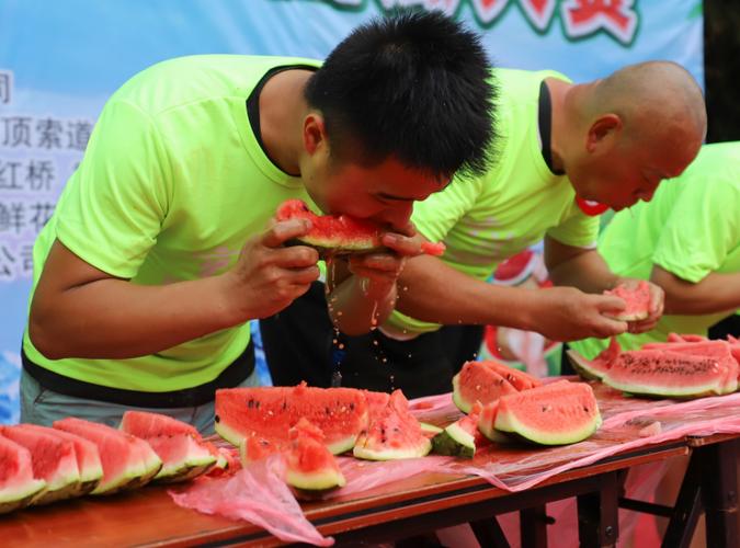 吃西瓜比赛视频2026