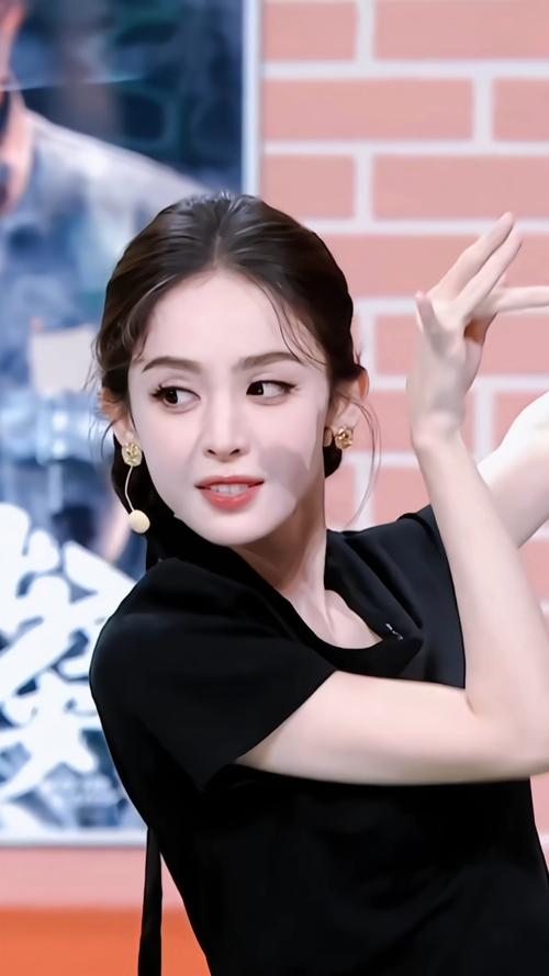 古力娜扎跳舞视频2026