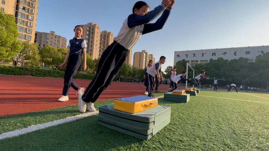 跳远教学视频2026截图