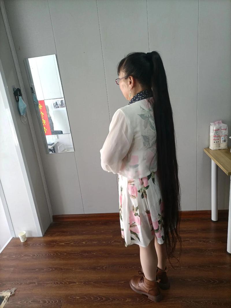 收长发剪女士辫子视频2026